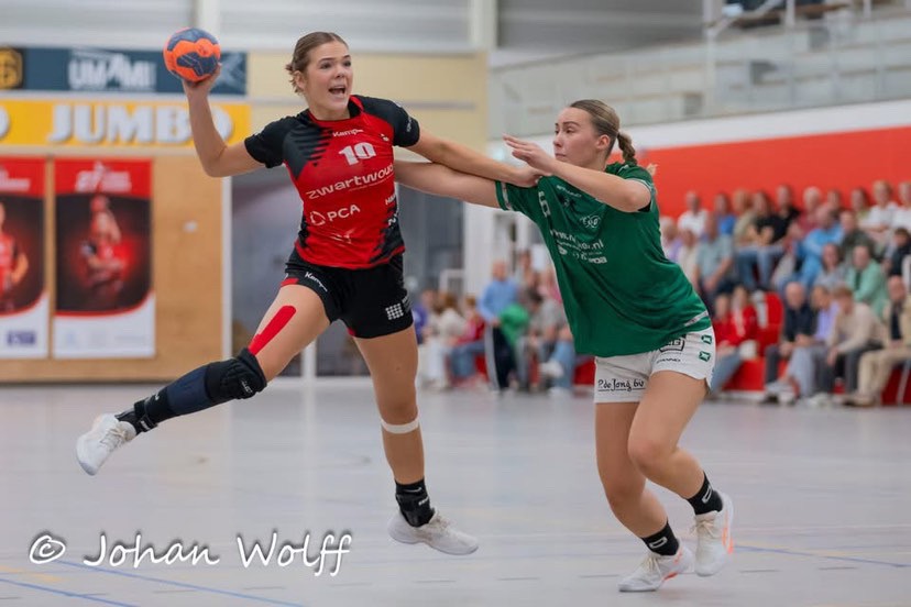Foto van alysa korterink, eredivisie speelster bij zwartwoud kwiek in raalte